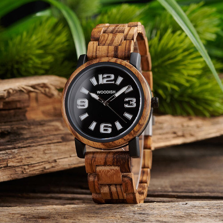 Contemporary Wooden Men's Watch with Striking Contrast Dial GT168