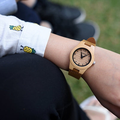 Women's Round Bamboo Watch B13 Women's watch Free Man 