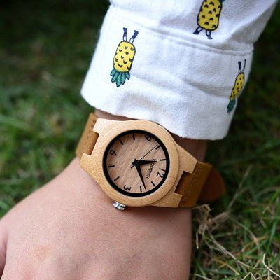 Women's Round Bamboo Watch B13 Women's watch Free Man 